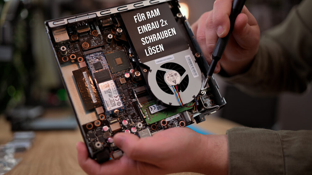 ASUS PB60 RAM Einbau 1