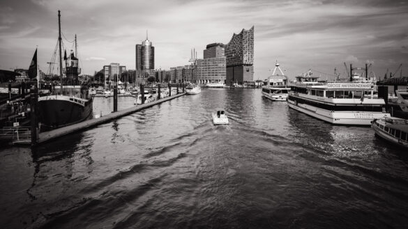 Elbphilharmonie Panorama Nikon Z6 20mm 1.8 S