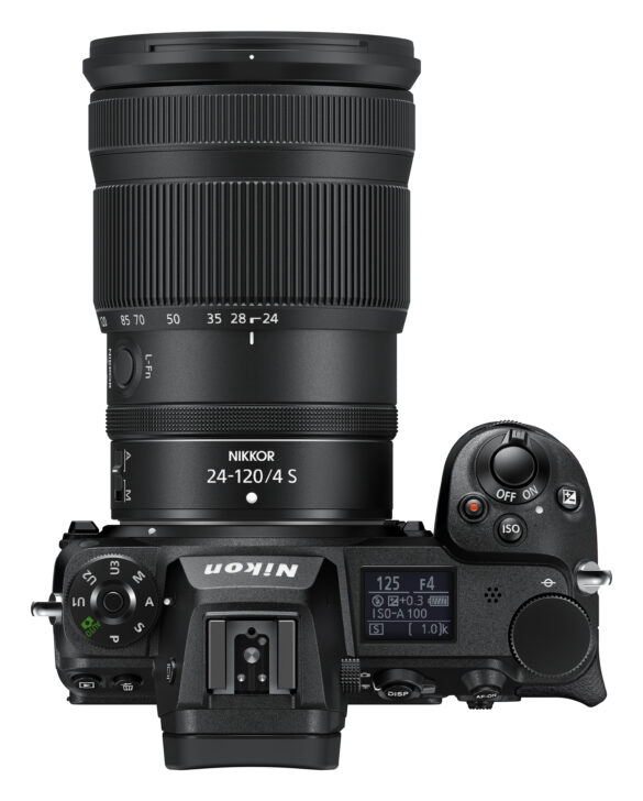Nikkor Z 24-120mm mit Nikon Z6II von oben